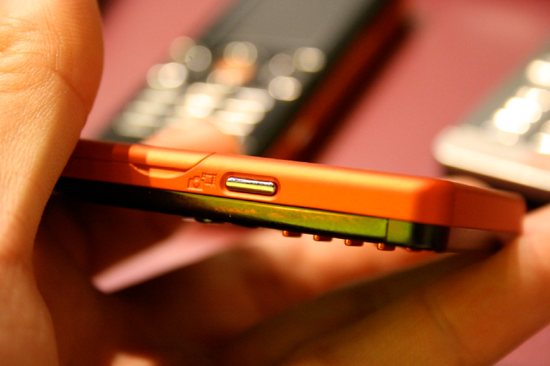 Illustration for article titled Sony Ericsson w880i Hands-On Gallery